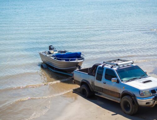 The Dos and Don’ts of Towing a Boat on Water